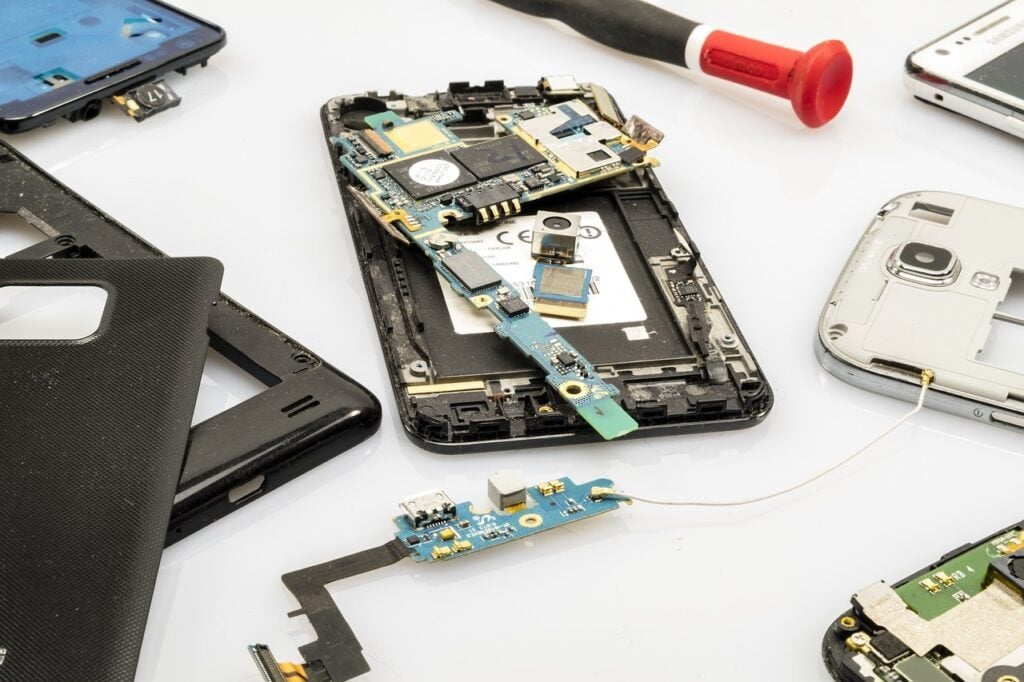 Pourra-t-on un jour fabriquer un smartphone avec des métaux entièrement