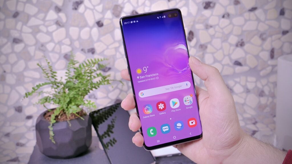 Samsung Galaxy S10+ - Fiche technique - 01net.com