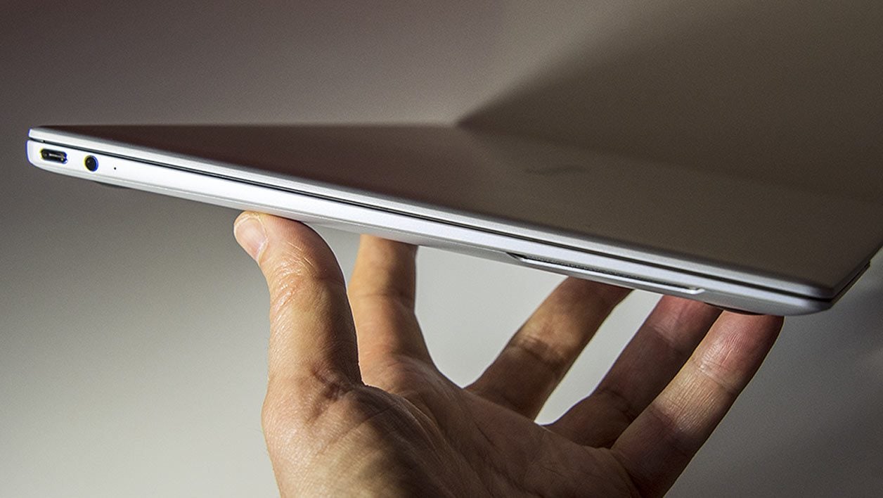 Test : Un beau PC portable Samsung qui souffre d'un écran peu contrasté