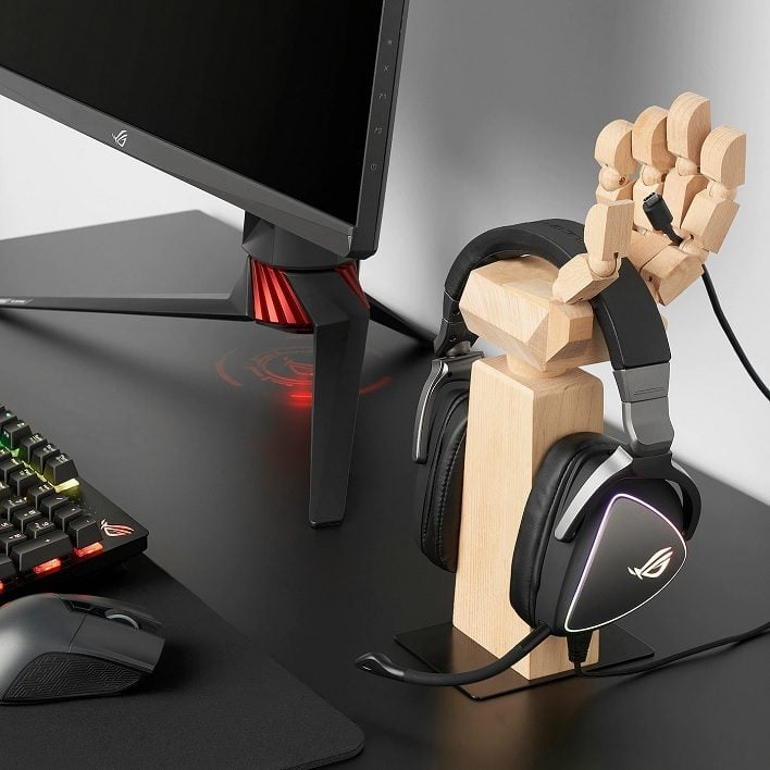 Ikea : son dernier accessoire pour gamers est une main en bois