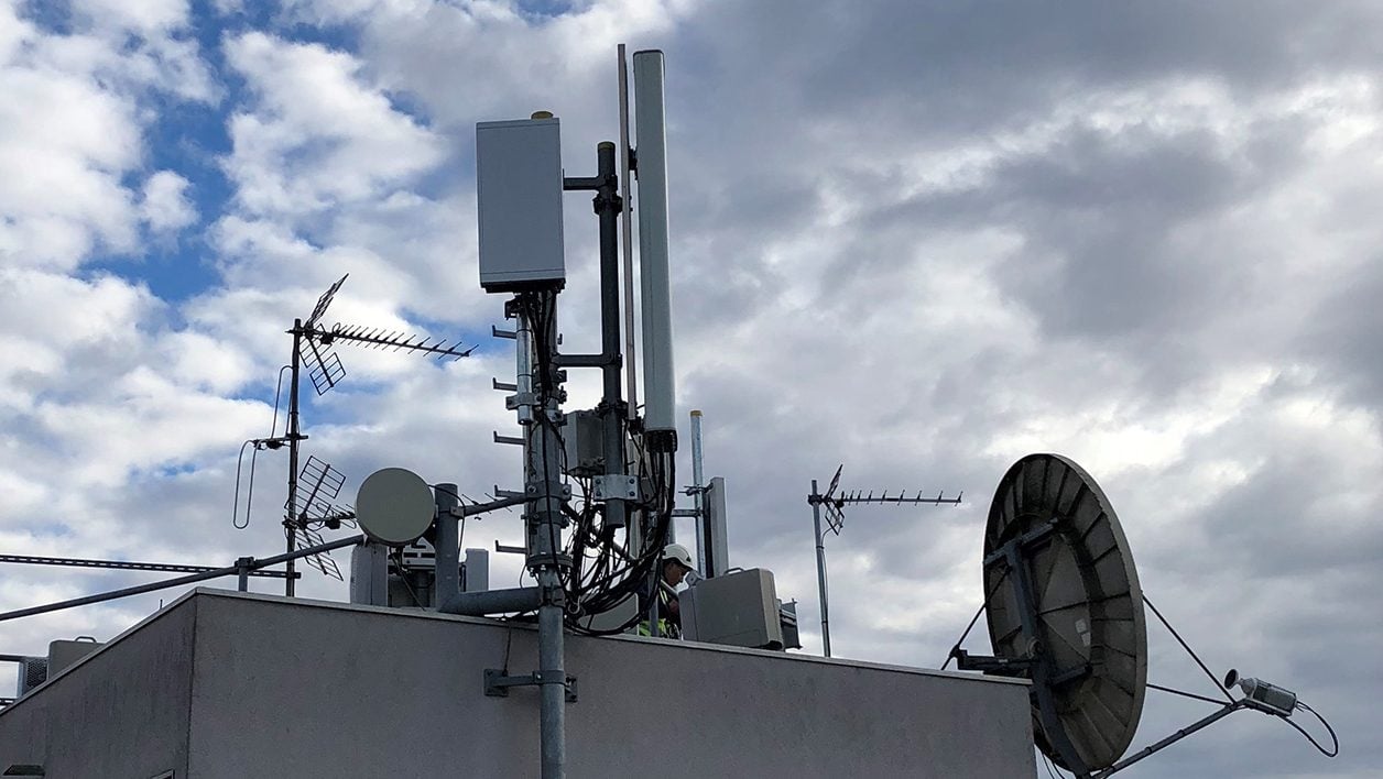 REPORTAGE - On a visité une antenne 5G