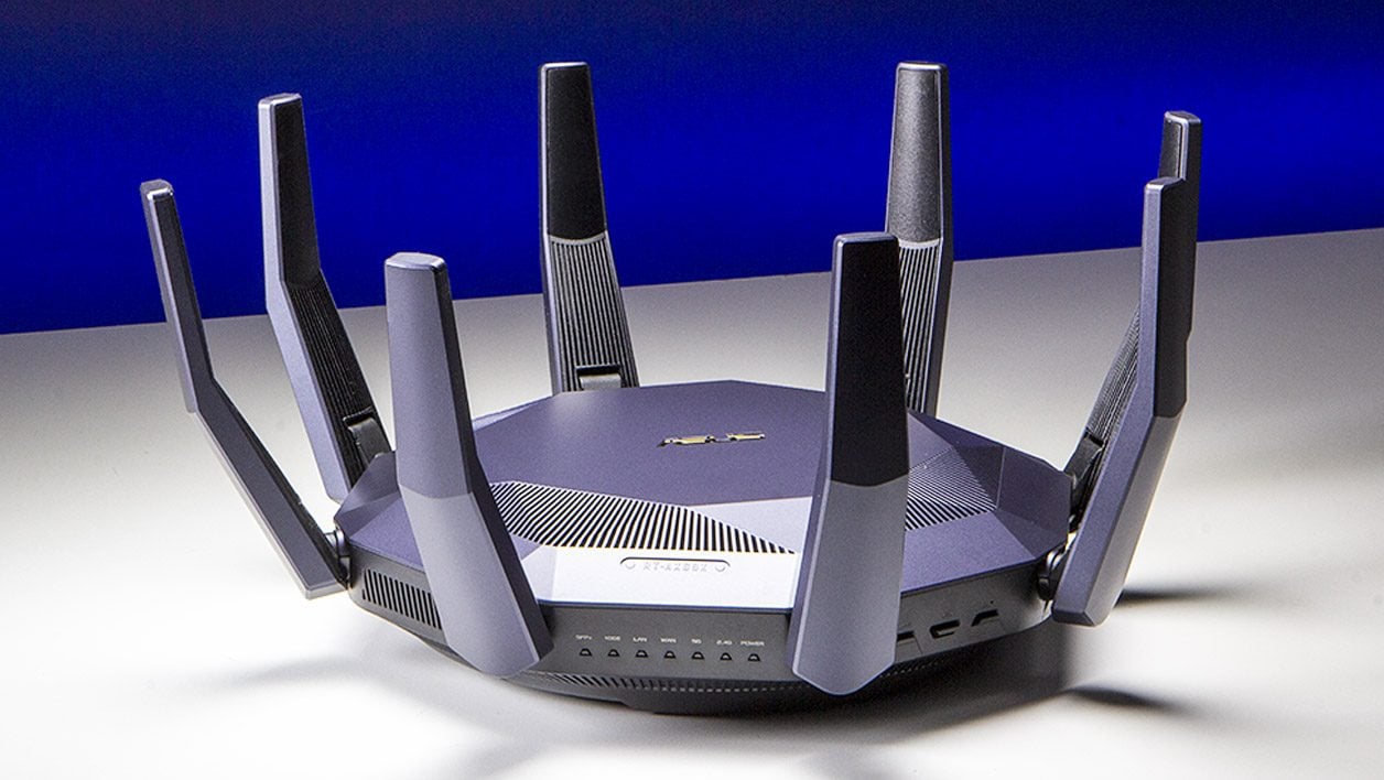 Test du Asus RT-AX89X : un routeur Wi-Fi 6 venu de l'espace à la  connectique absolument folle