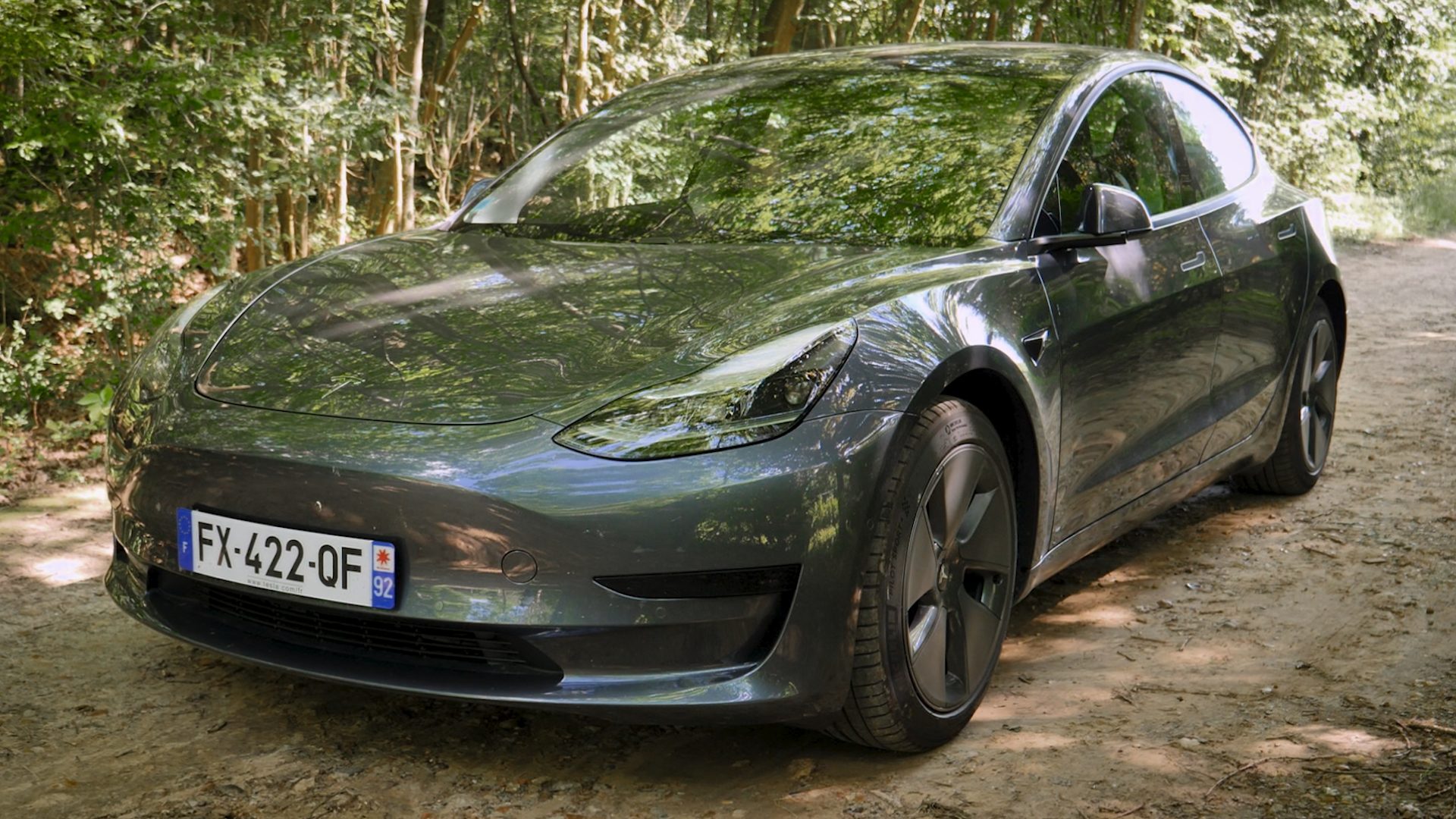 Tesla Model 3 : ce qu'il faut savoir sur la nouvelle voiture !