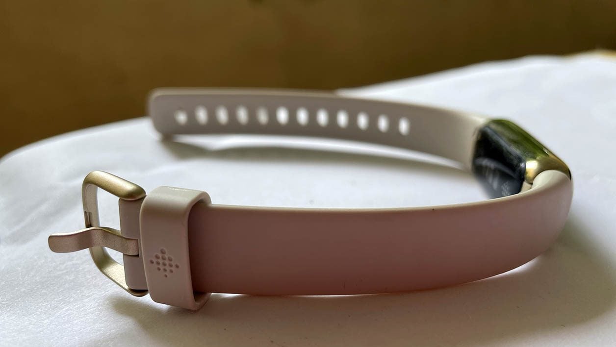Test de la Fitbit Luxe un bracelet beau et intelligent