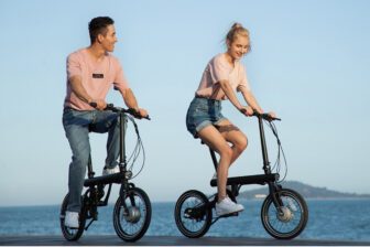 Protection et accessoires mobilité urbaine (hoverboard, trottinette, vélo  électrique) - Electro Dépôt