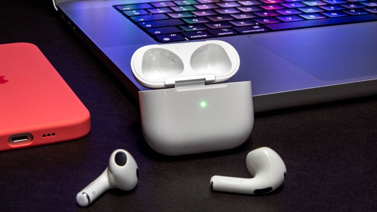 Test des AirPods 3, Apple améliore la magie de ses écouteurs true