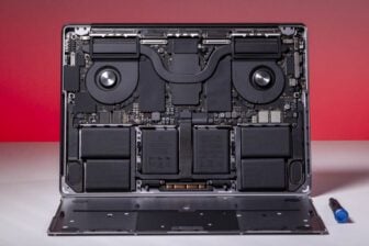 Comment choisir le bon chargeur pour votre Apple iPhone 13 ? - Coolblue -  tout pour un sourire