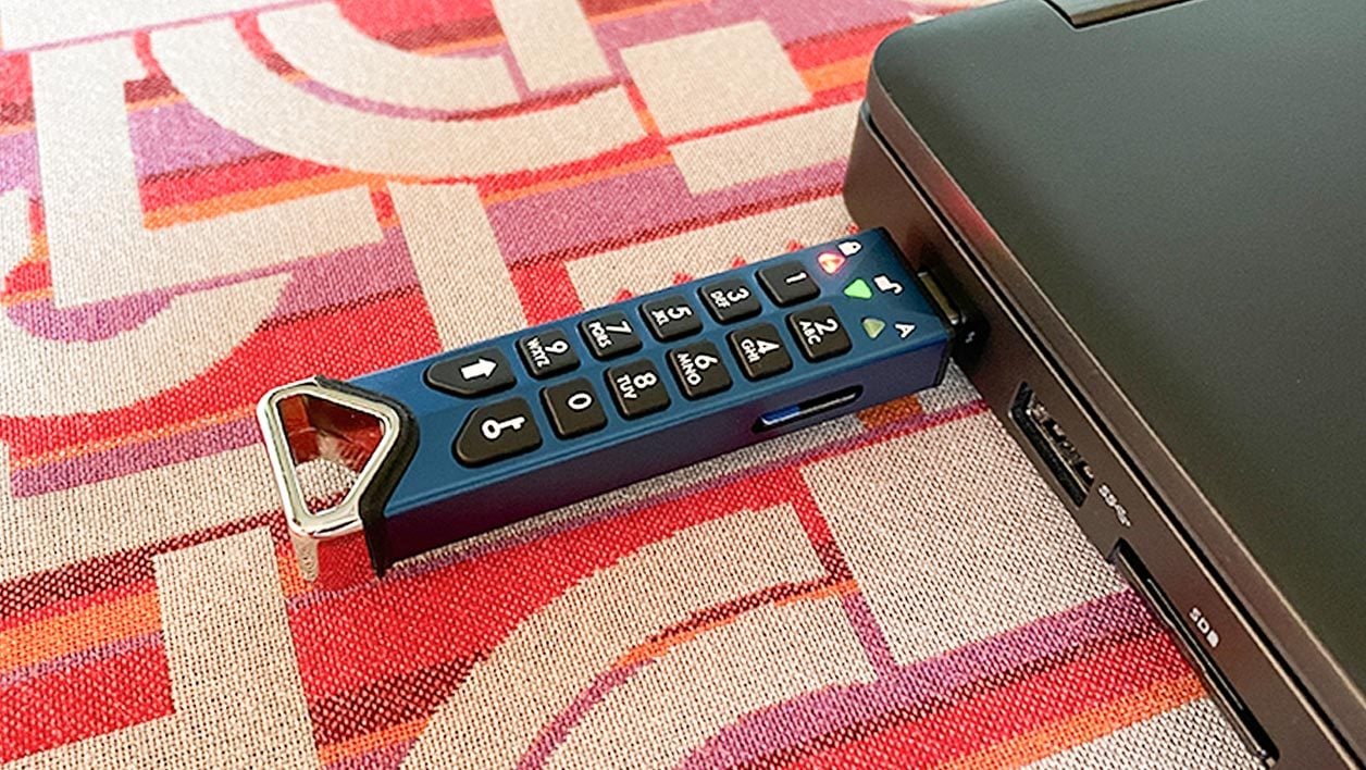 Que vaut la datAshur SD, cette étonnante clé USB sécurisée qui
