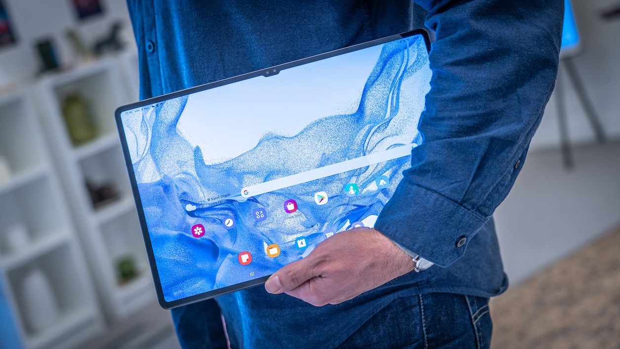 Samsung Galaxy Tab S8 Ultra : une tablette géante dotée d'un écran