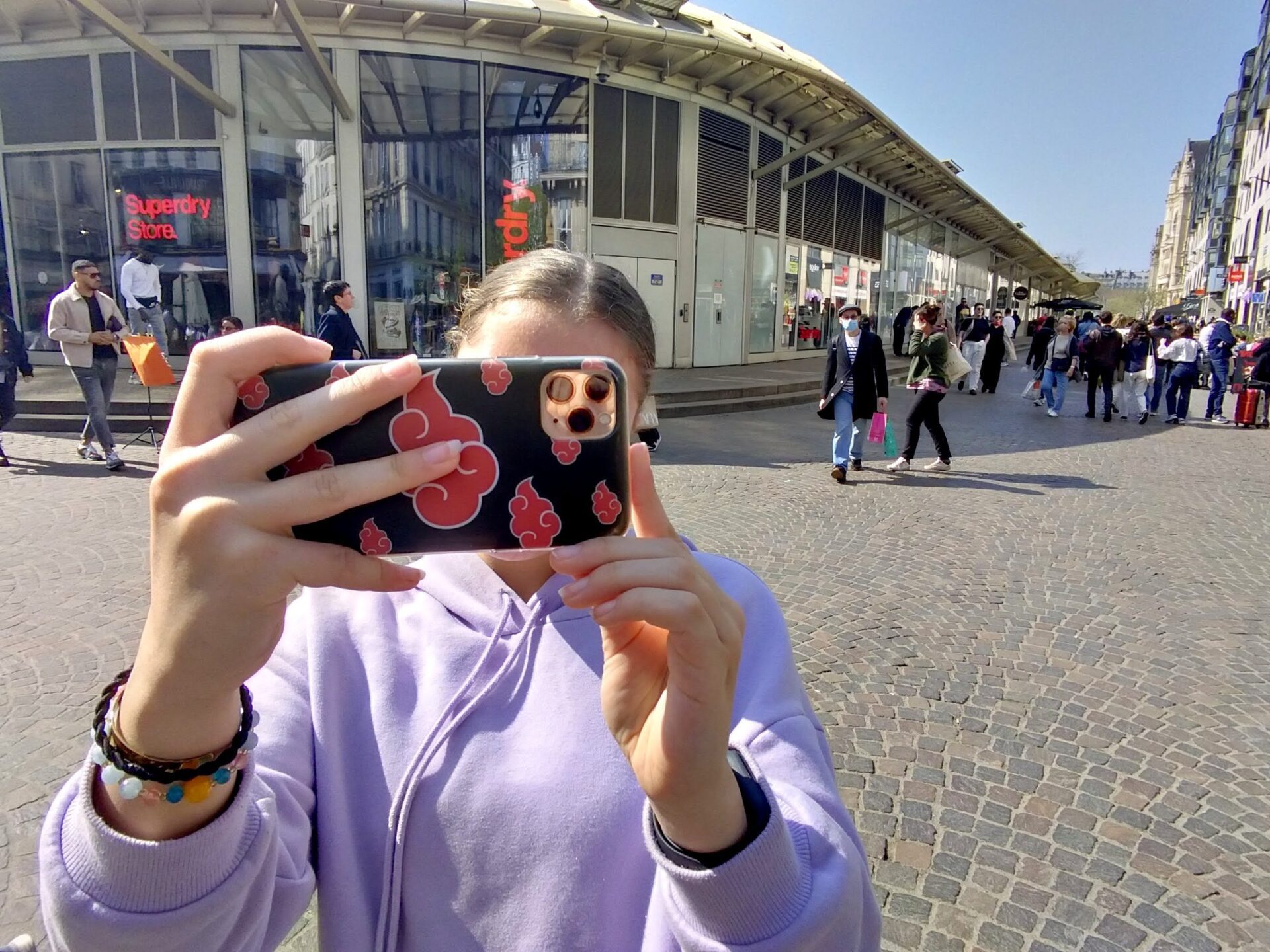 Pourquoi les lunettes connectées de Facebook posent un vrai problème de  respect de la vie privée