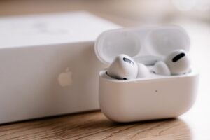 AirPods Pro Apple