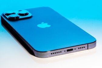iPhone 13 Pro Max et port Lightning