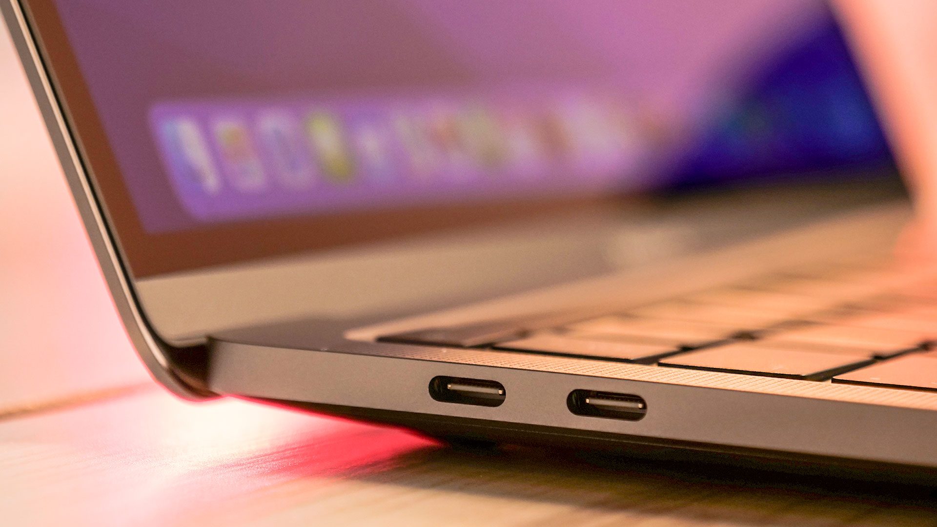 La connectique du MacBook Pro 13 pouces M2 est identique à celle de la génération précédente.