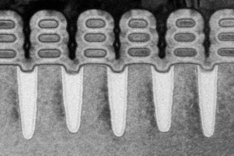 Une radiographie de transistors nanosheet/GAAFET en 2 nm réalisée par IBM.