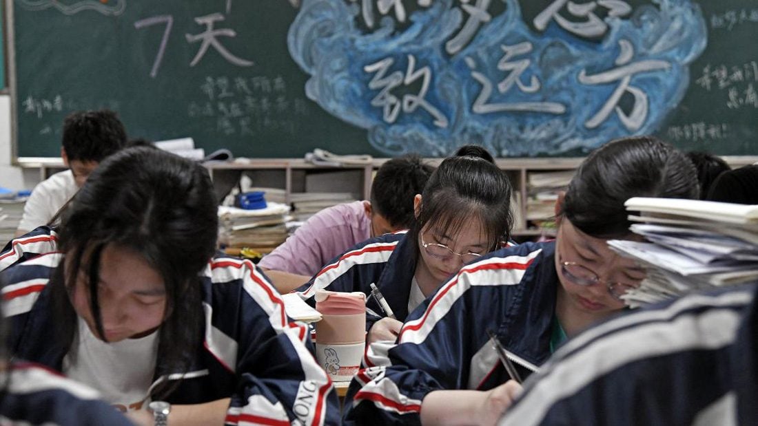 Surveillance : en Chine, des stylos connectés pour contrôler les enfants