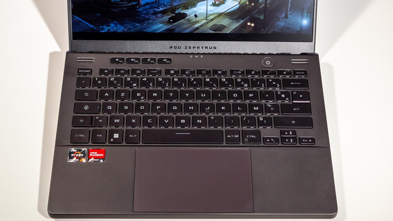 Test ASUS ROG Zephyrus G14 2022 : montée en gamme et armement