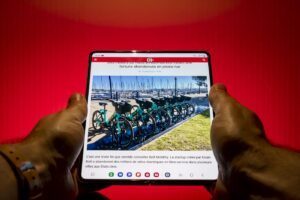 Samsung Galaxy Z Fold 4 ecran geant