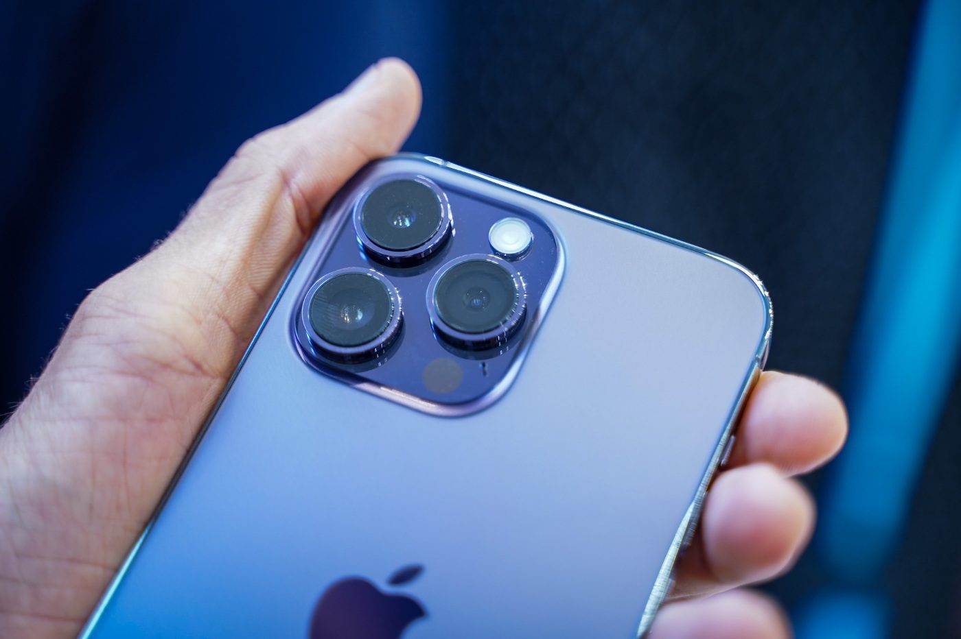 Les iPhone 14 Pro embarquent toujours trois blocs photo, mais connaissent un profond changement pour de belles promesses.