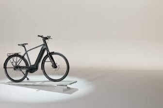 Vol de vélo : le AirTag est-il l'accessoire ultime pour retrouver son VAE ?