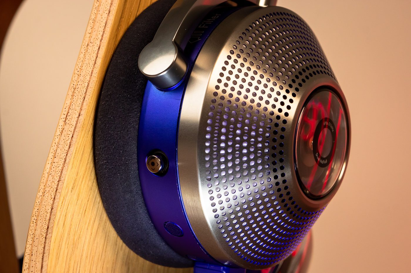 Casque audio avec réduction de bruit active Dyson Zone™ (Bleu de