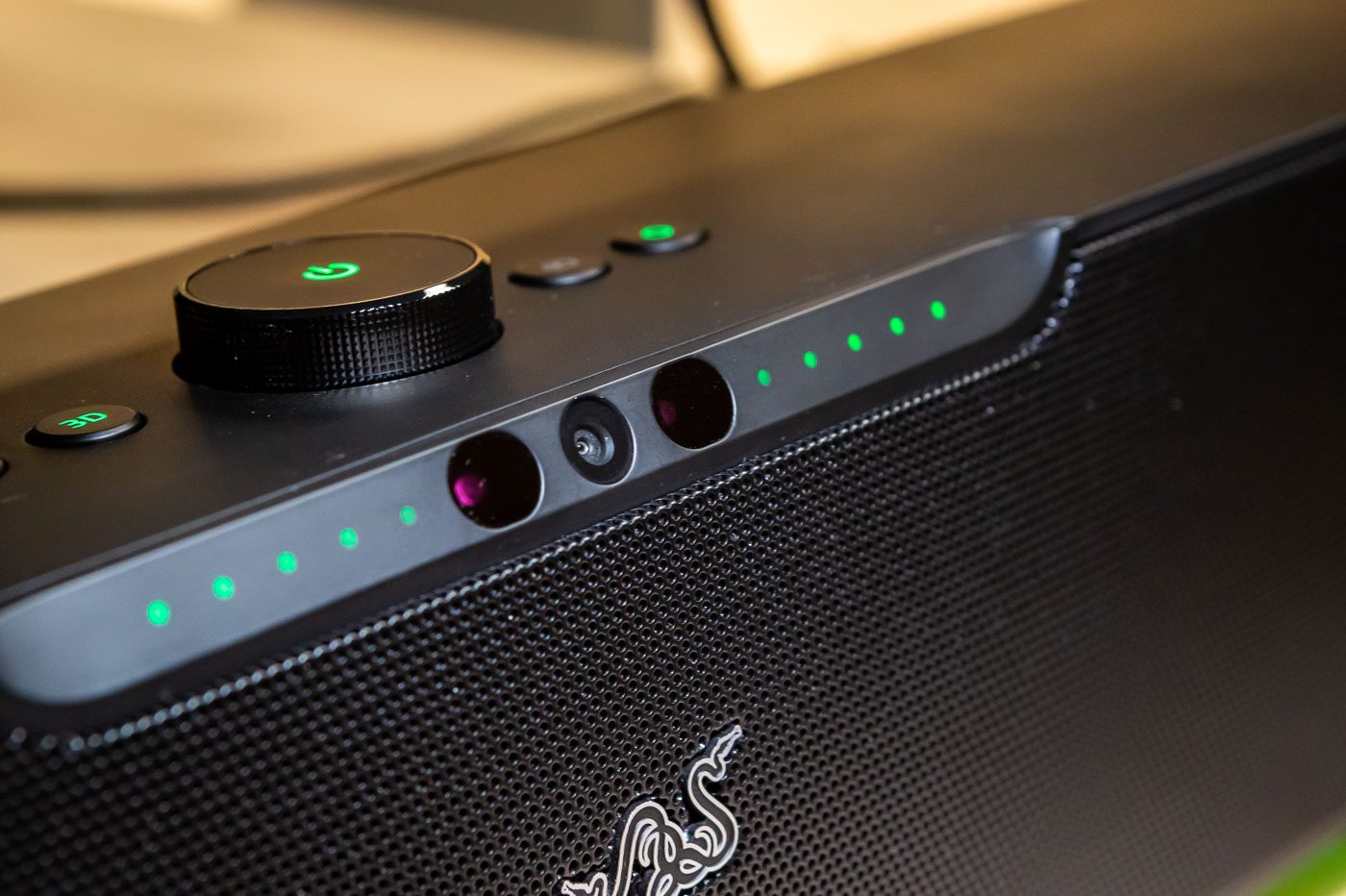 Razer Leviathan V2 : une barre de son pour gamer qui vous en fera voir de  toutes les couleurs 