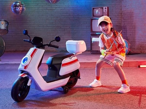 Niu dévoile un mini scooter électrique pour enfants à moins de 100 euros