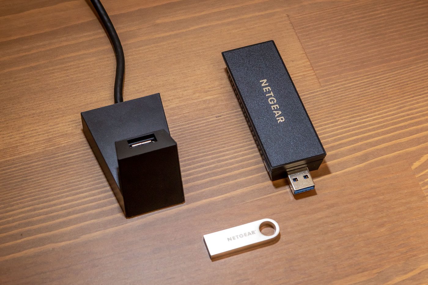Test Netgear Nighthawk A8000 : une clé USB ultra-performante pour passer  votre PC au Wi-Fi 6E