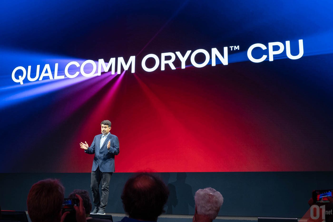 Oryon, le "super" cœur CPU maison de Qualcomm, devrait permettre à l'entreprise de venir concurrencer Intel, AMD mais aussi Apple en matière de puissance. © Adrian BRANCO / 01net.com