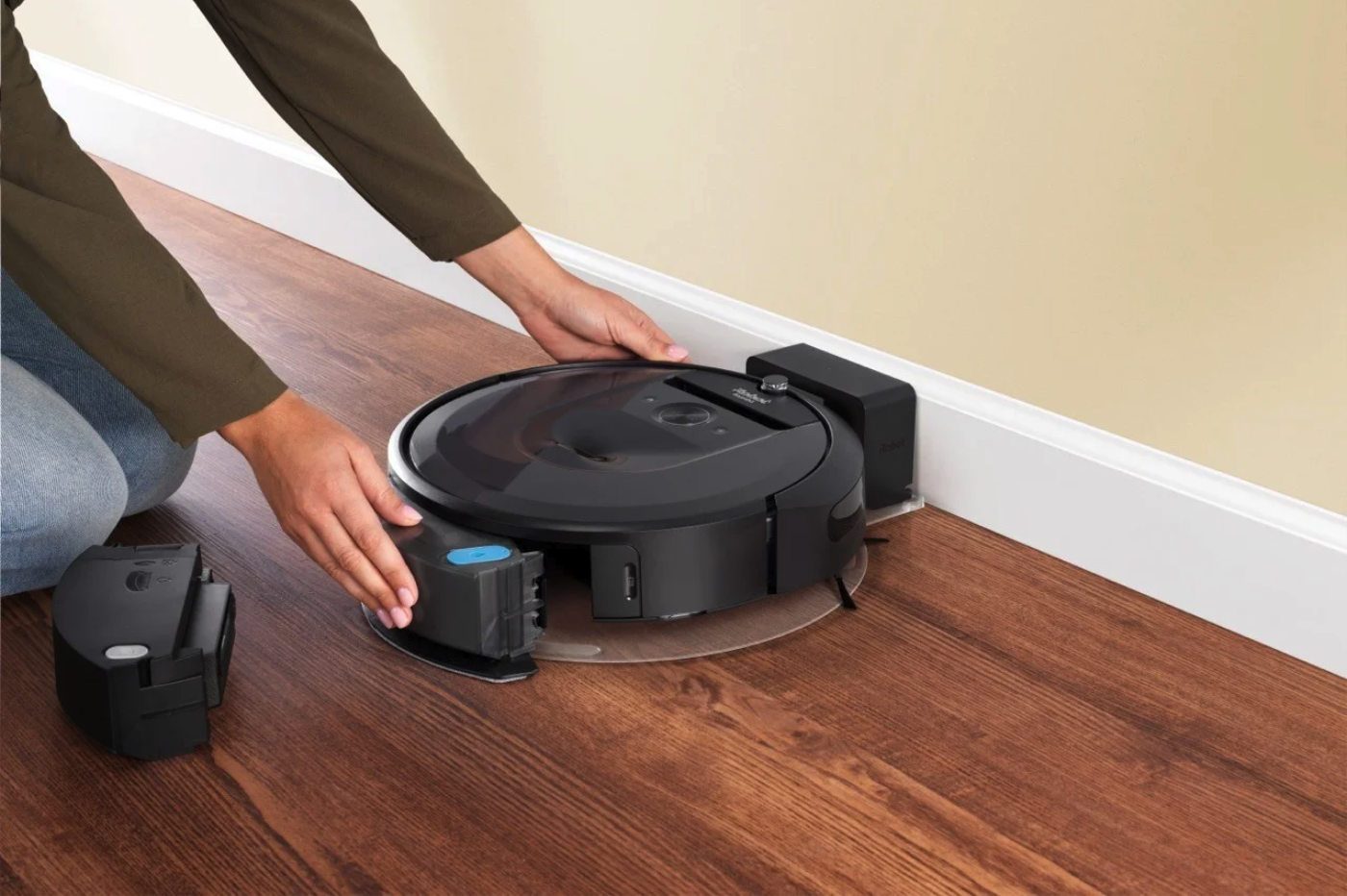 Aspirateur robot iRobot Roomba i7+ + Station de vidange