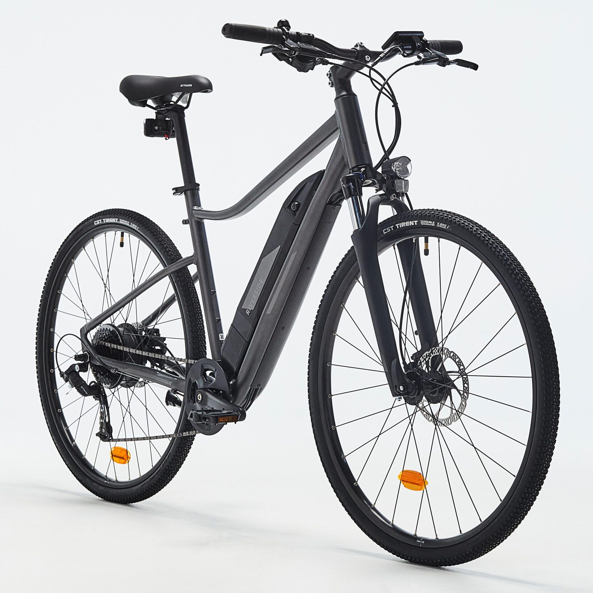 Riverside 520 E : le nouveau vélo électrique de Décathlon promet 100 km  d'autonomie, et toujours un petit prix