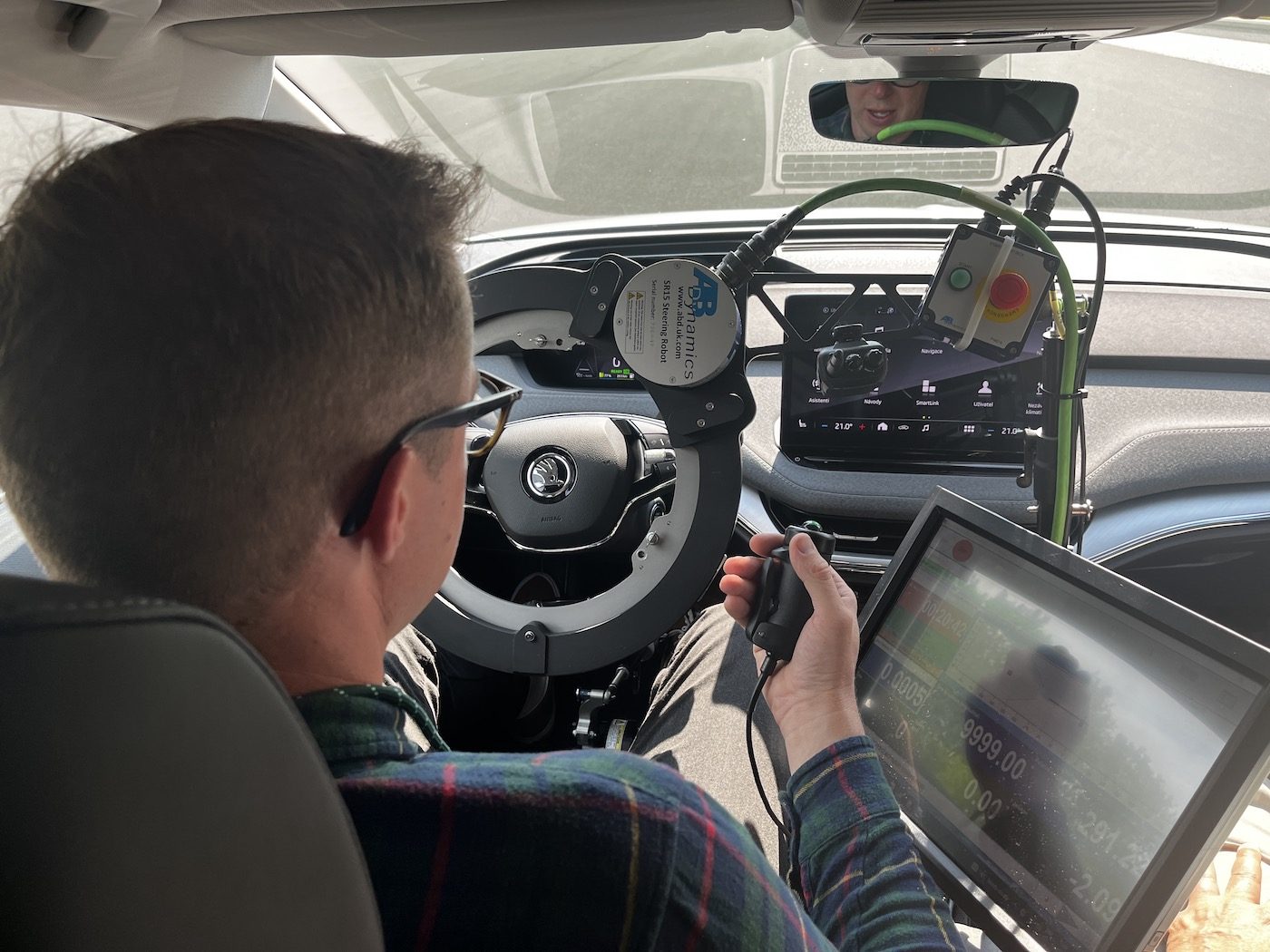 Test système de sécurité active Skoda