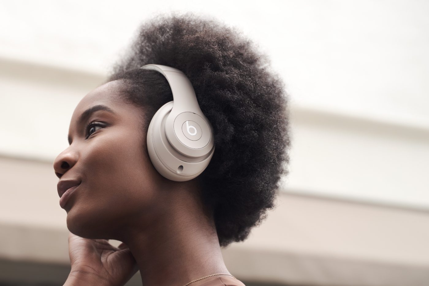 Beats lance son casque Studio Pro : écoute lossless et réduction