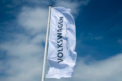 volkswagen groupe drapeau logo