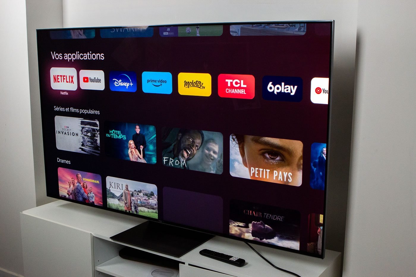 Test du Xiaomi Mi TV Q1 : le téléviseur QLED 75 pouces à une grande  diagonale et bien plus de défauts