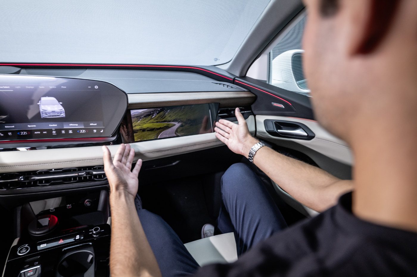 Audi Cabin Screen Q6 Etron 2024 Review