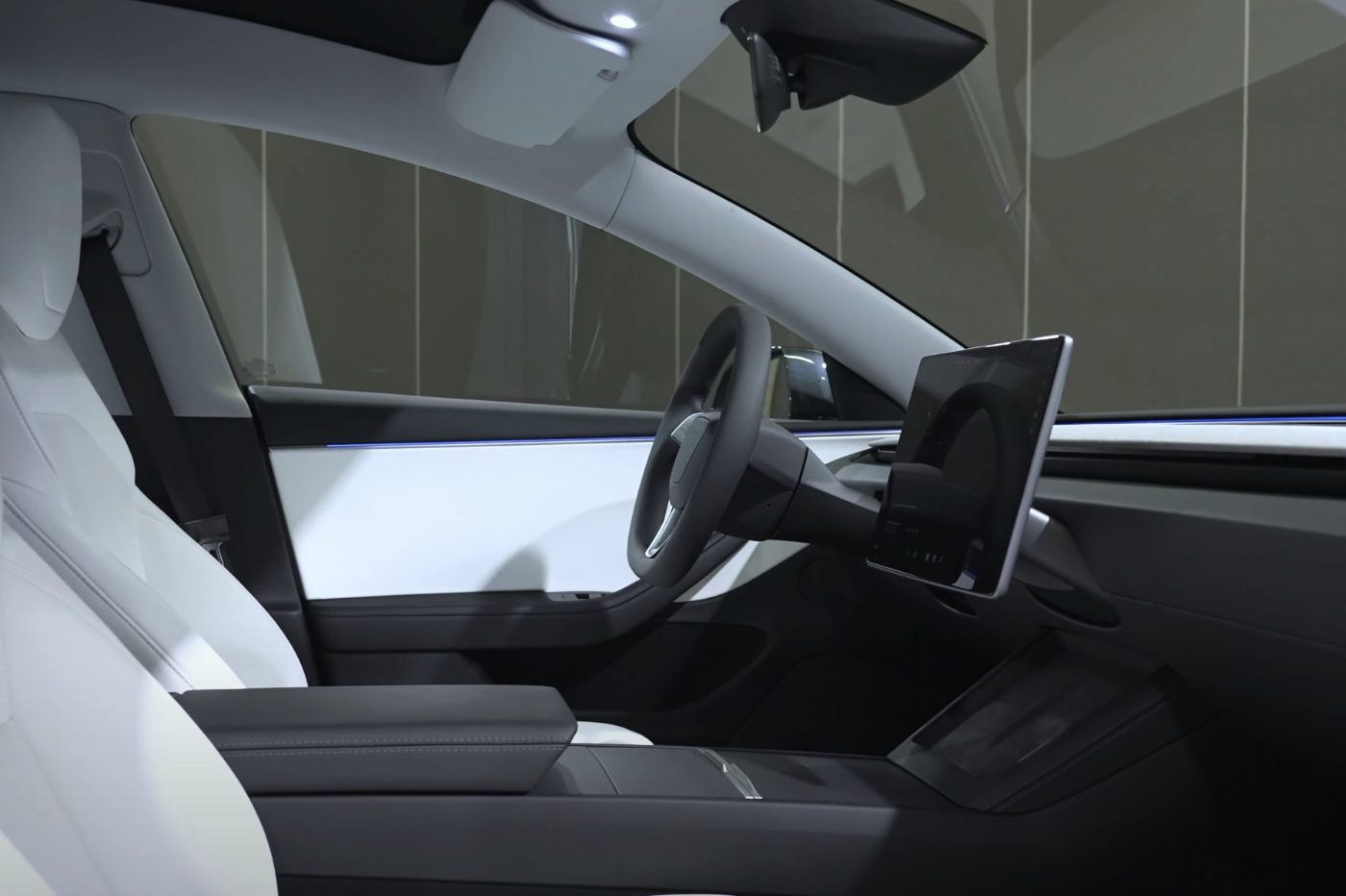Tesla Model 3 Restyle Highland Habitacle