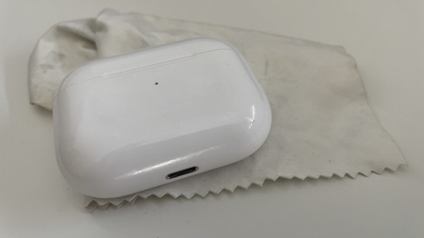 Comment nettoyer et désinfecter vos AirPods ? - ZDNet