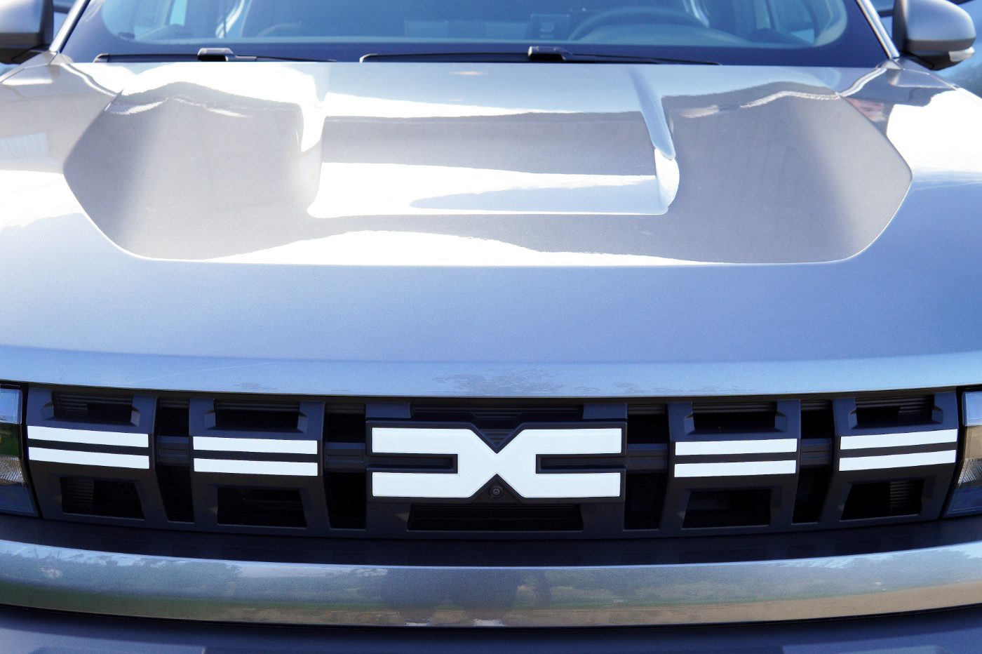 Dacia Duster 2024 Capot Logo