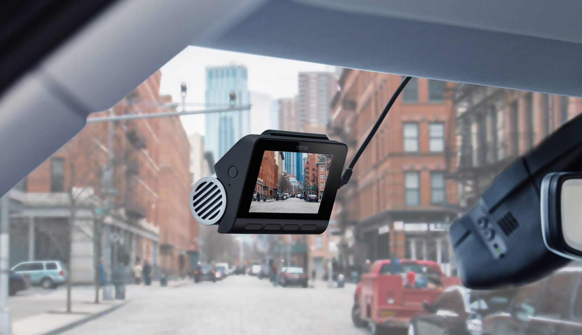Automobile/Pratique. Dashcams : pourquoi installer une caméra dans sa  voiture ?