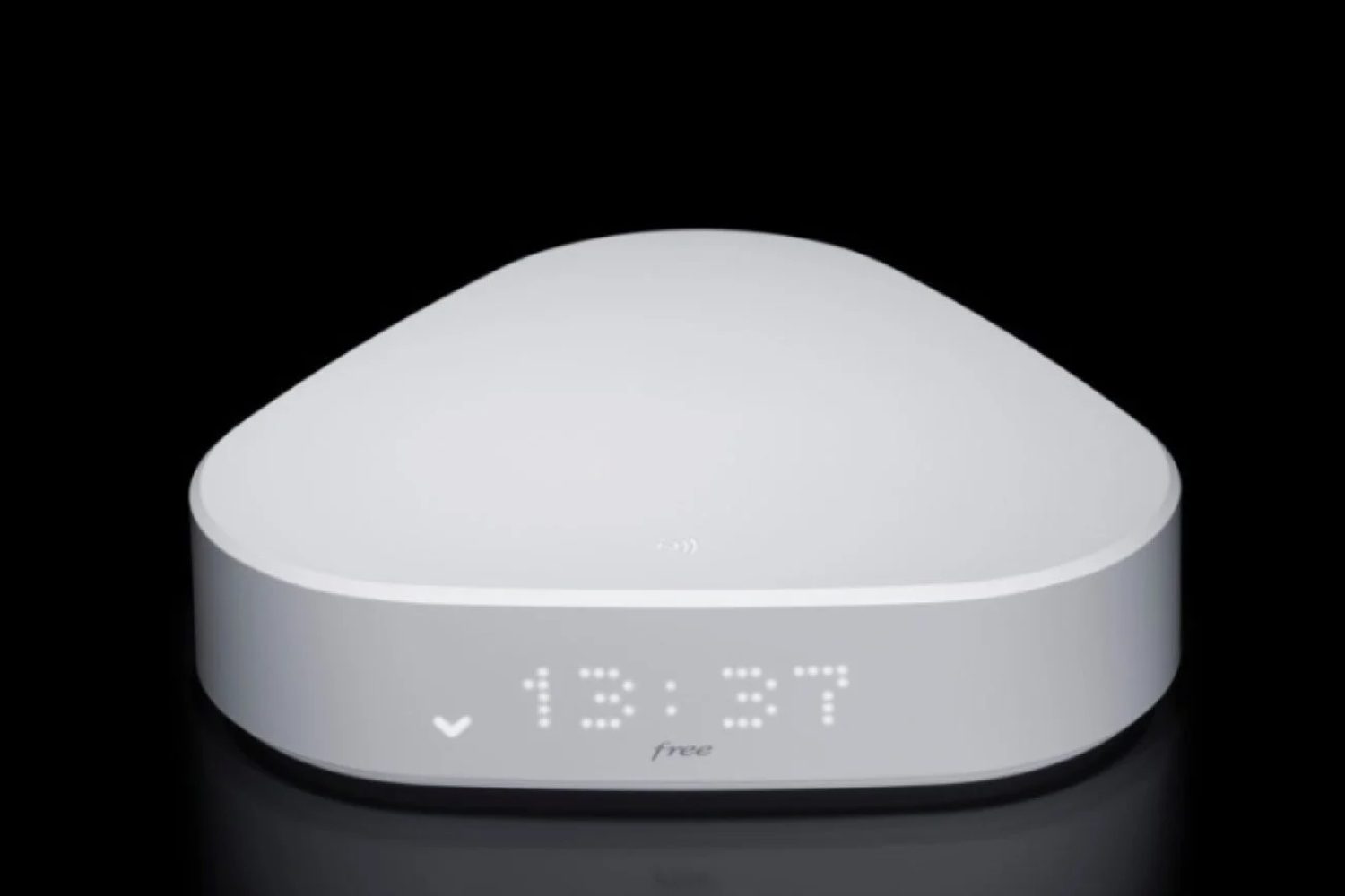 Wi Fi 7 8 Gbit s NVMe Les Fonctionnalit s De La Freebox Ultra Sont Wi Fi 7 8 Gbit s NVMe Les Fonctionnalit s De La Freebox Ultra Sont