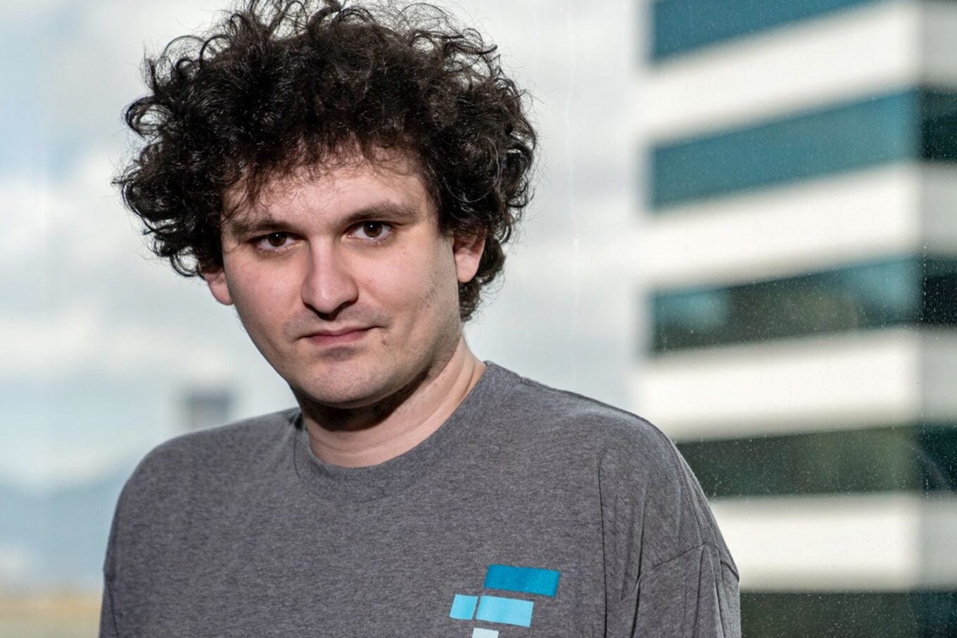 Crypto : le fondateur de FTX se tourne vers Donald Trump pour sortir de prison, mais c’est mal parti