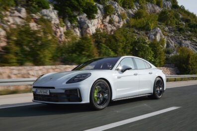 Porsche Panamera 4 4s E Hybrid 2024
