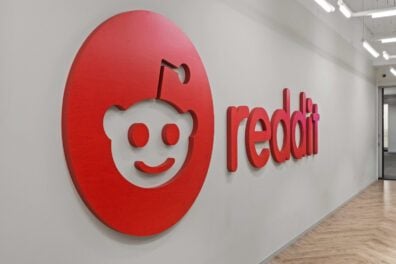 Reddit Logo