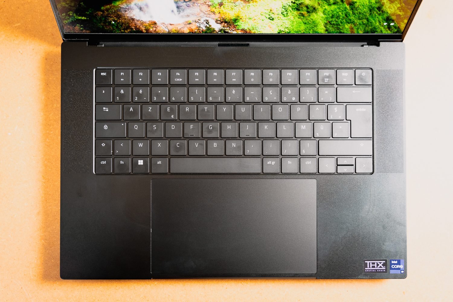 Razer Blade 16 (2024) 5 Dsc06389