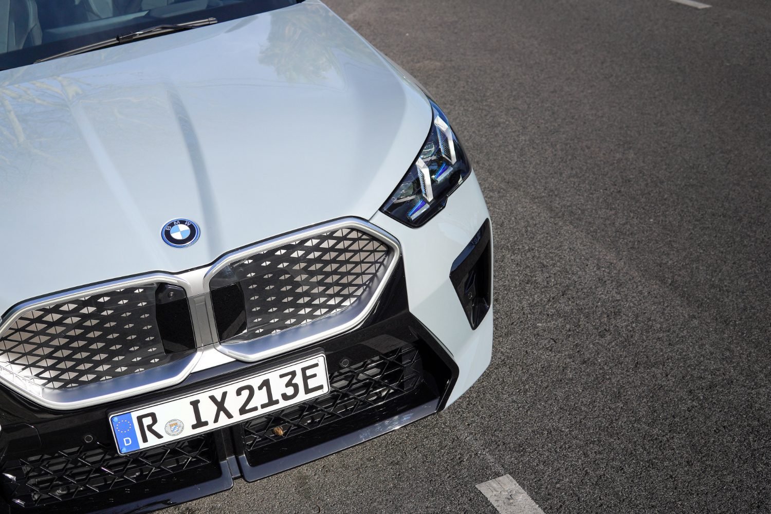 Essai Bmw Ix2 Suv Coupe Electrique Avant