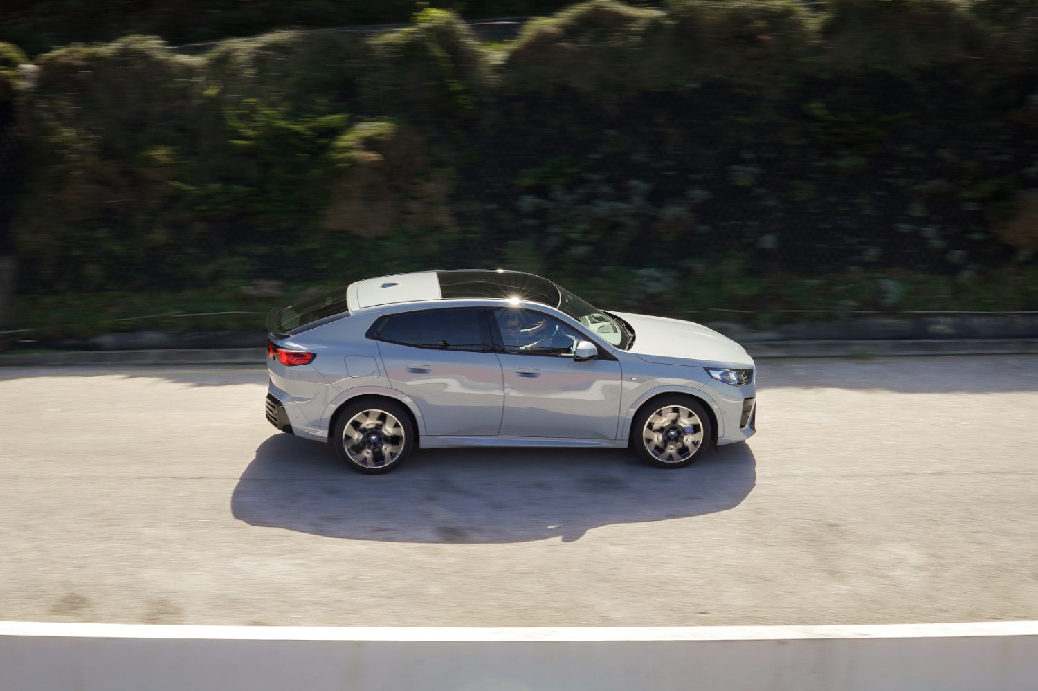 Essai Bmw Ix2 Suv Coupe Electrique Conduite