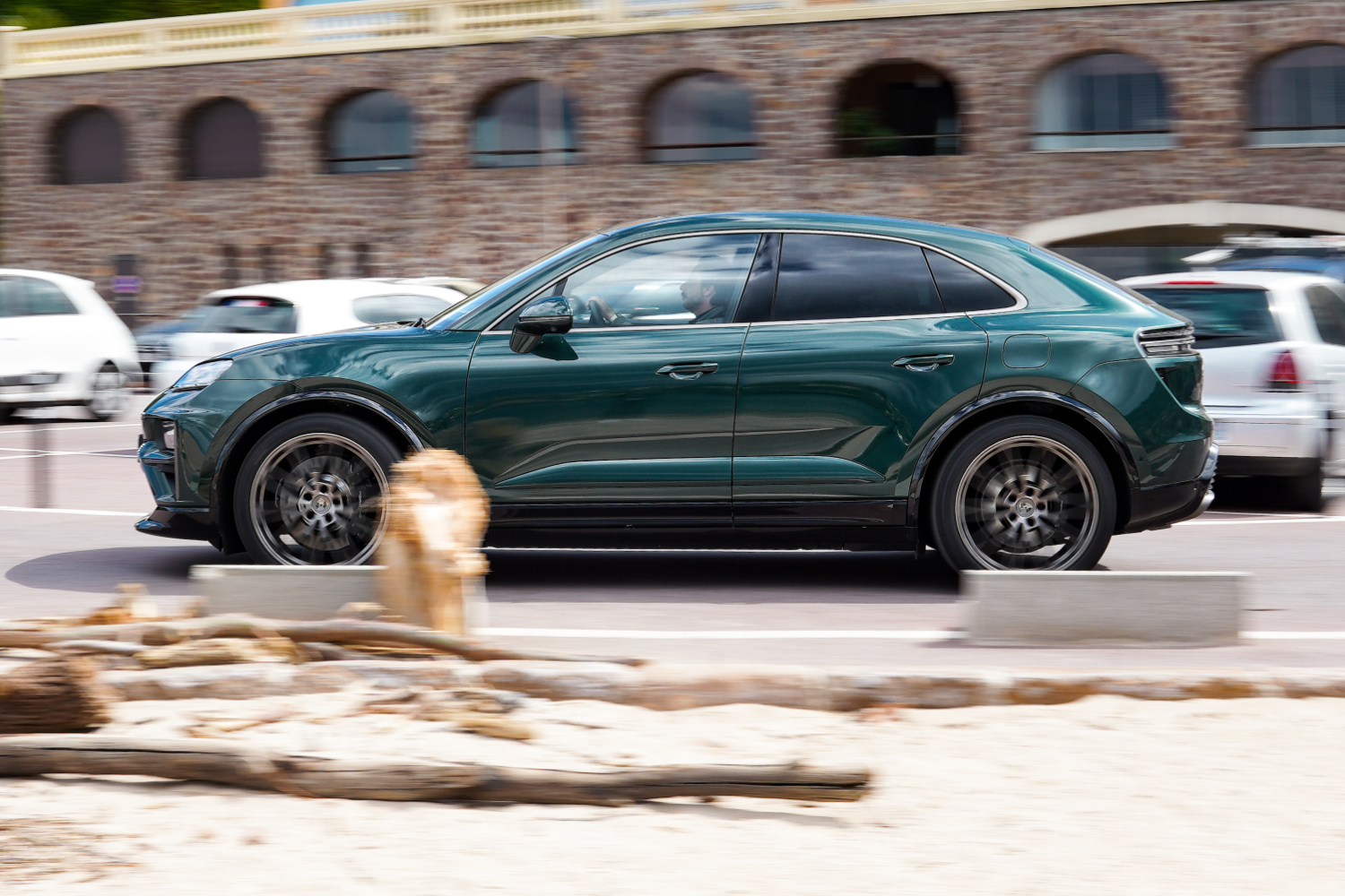 Essai Porsche Macan Electrique 2024 Turbo