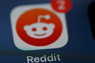 Reddit Ia