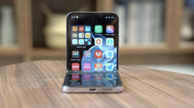 Xiaomi Mix Flip Prise En Main (3)