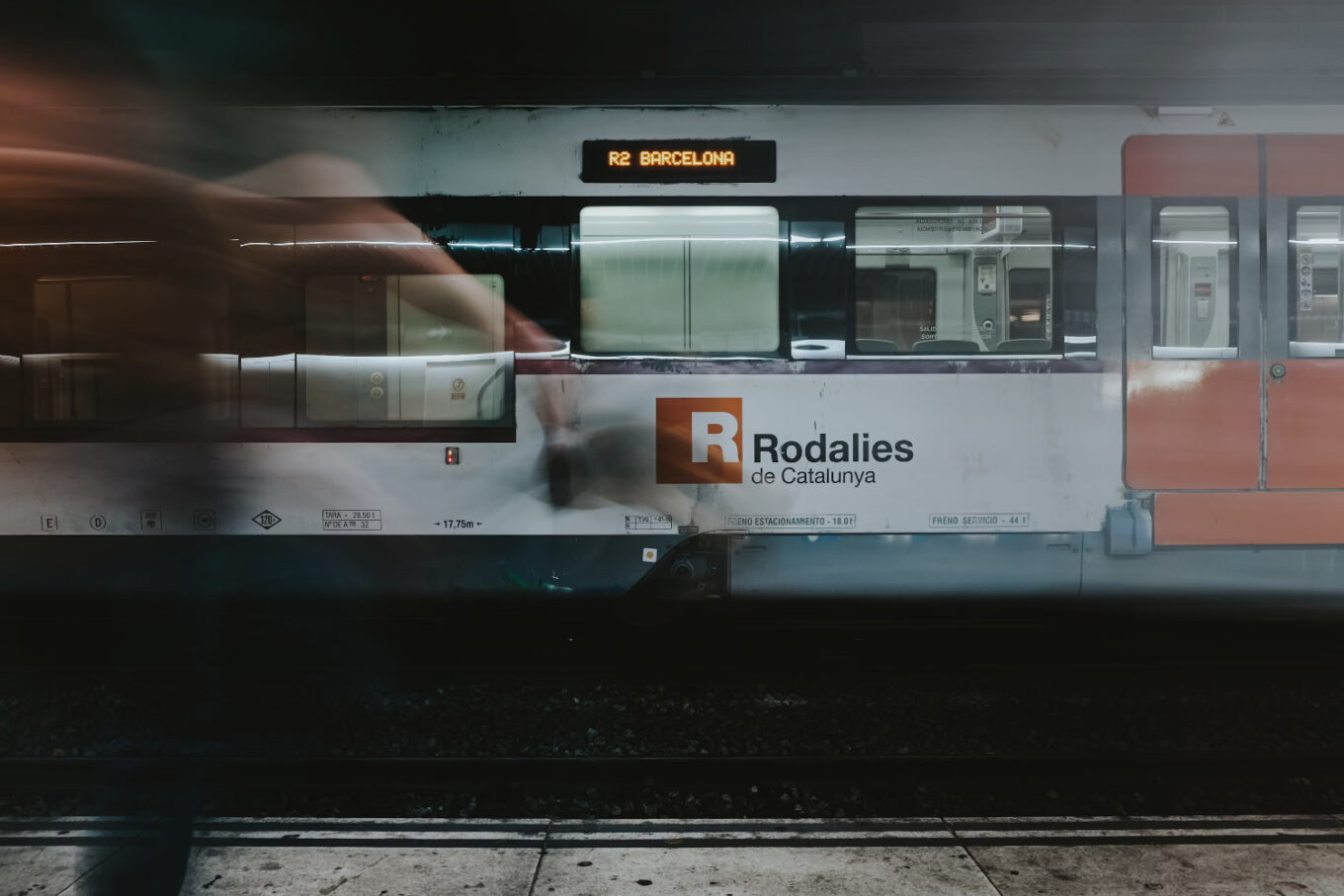 Barcelone Metro Frein Regeneratif Recharge Voiture Electrique